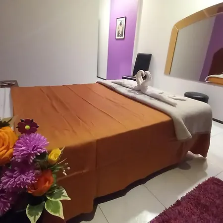 Montecarlo Motel Teo