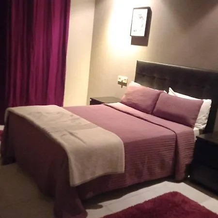 Montecarlo Motel 2*