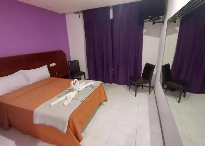 Hotel Montecarlo Teo